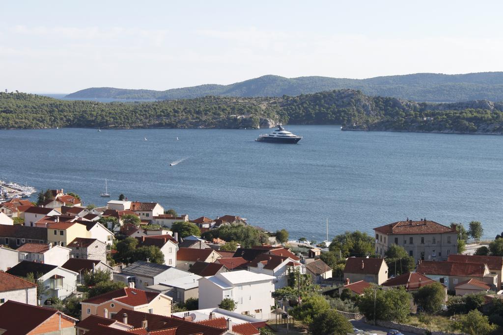 Apartment Heli Šibenik Стая снимка